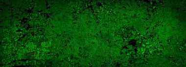 Beyaz, eski, soyulmuş boyayla boyanmış yeşil duvar.