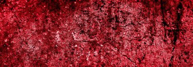 kırmızı duvar beyaz eski kabuk boyasıyla boyanmış.