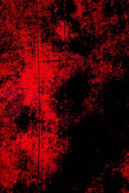 Kırmızı boyayla boyanmış eski duvar