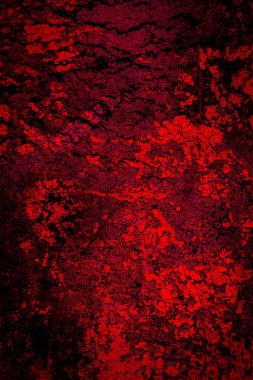 Kırmızı boyayla boyanmış eski duvar