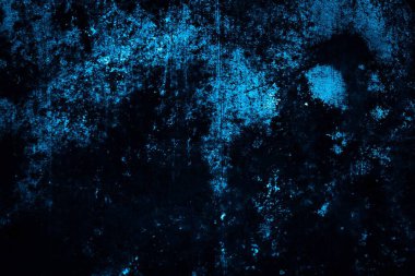 mavi boyayla boyanmış eski duvar