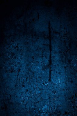 mavi boyayla boyanmış eski duvar