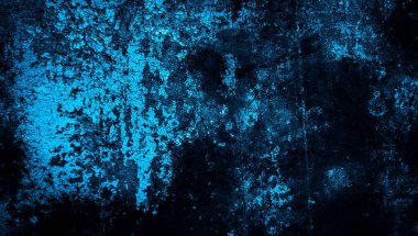 mavi boyayla boyanmış eski duvar