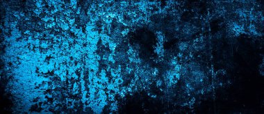 mavi boyayla boyanmış eski duvar