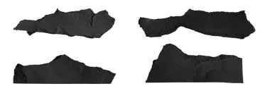 Beyaz izole arkaplan üzerine siyah kağıt parçaları