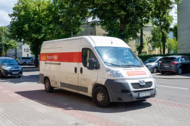 Ustka, Polonya - 25.06.2024 - Polonya Posta Karavanı Ustka 'da