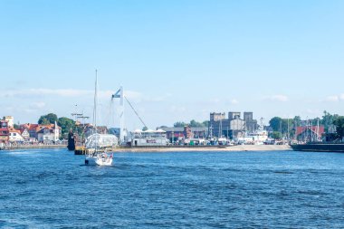 Ustka, Polonya - 24.06.2024 - Ustka limanında gemiler