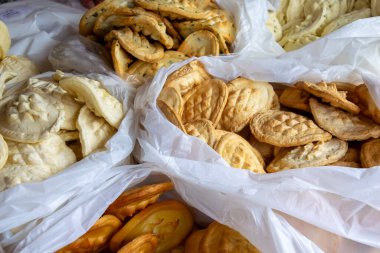 Keçi sütünden yapılan geleneksel Polonya osipek peyniri