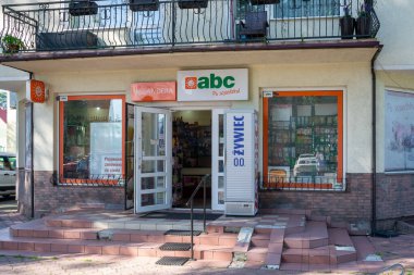 Ustka, Polonya - 24 Haziran 2024 - Ustka 'daki Abc marketi