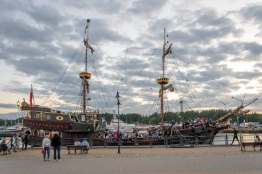 Ustka, Polonya - 25 Haziran 2024 - Ustka yolcu gemisi