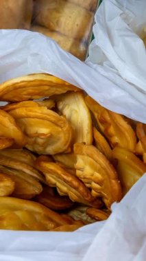 Keçi sütünden yapılan geleneksel Polonya osipek peyniri