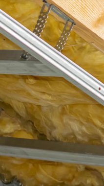 Mineral yünlü tavan arası yalıtımı