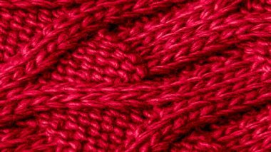 İlginç desenli kırmızı pamuk kumaş.