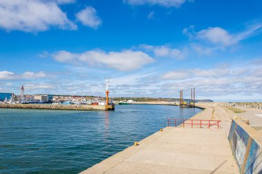 Wladyslawowo limanına giriş