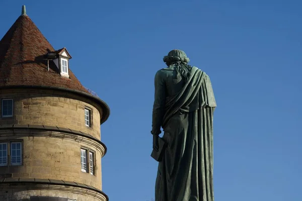 Pohled Věž Starého Hradu Stuttgartu Popředí Vidět Zadní Část Památníku — Stock fotografie