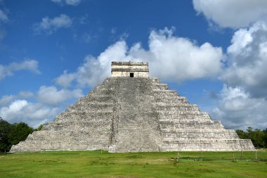 El Castillo Tapınağı, Kukulkan Piramidi, Chichen Itza, Yucatan, Meksika