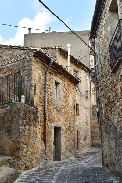 Tradycyjna Sycylijska Ulica Lokalną Architekturą Mistretta Włochy Europa — Zdjęcie stockowe