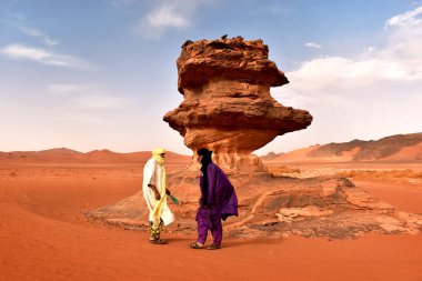Sahra Çölü, Cezayir, Afrika 'daki Tuareg yerel rehberleri