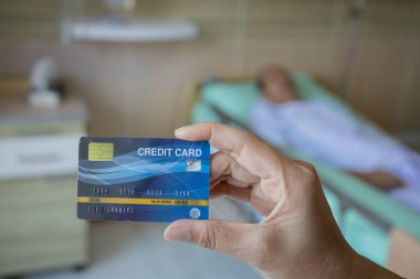 Hasta kredi kartı ödemesi sağlık faturaları finansal güvenlik kolaylığı, sağlık hizmetleri yönetim hasta giderleri ve sigorta işlemleri fatura.
