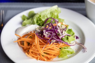 Taze canlı sebzeler sebzeler mevsimlik malzemeler sağlıklı yemek aperatifleri dengeli organik gurme yemek lezzeti sağlıklı yemek, taze yemek, sağlıklı yemek, yemek, yemek, besin.