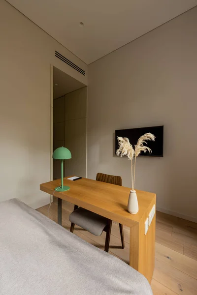 Wooden Desk Chair Flat Screen Wall Hotel Room — 스톡 사진