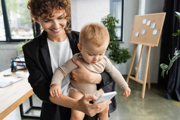 Businesswoman Black Blazer Holding Little Daughter Taking Selfie Mobile Phone — Stock Fotó