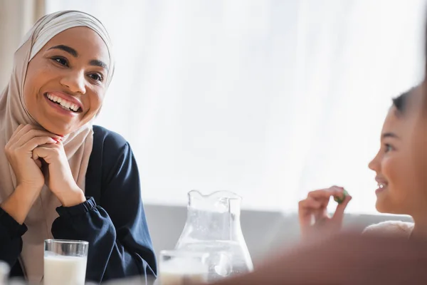 Happy African American Mother Hijab Looking Blurred Kids Suhur Home — Stockfoto
