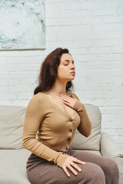 Young Brunette Woman Jumper Touching Neck While Doing Lymphatic Nodes — Stock Photo, Image