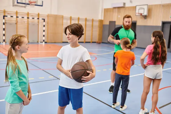Diverse Group Young People Stand Basketball Court Chatting Laughing While — Stock Photo, Image