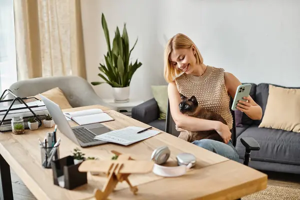 Woman Short Hair Sits Couch Gently Holding Cat Her Arms — Stock Photo, Image
