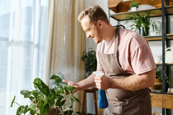 Man Holding Cup Coffee Front Potted Plant — Stock Photo, Image