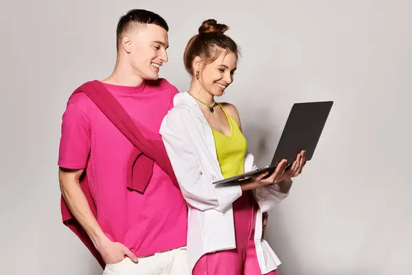 Stylish Young Couple Love Focused Engaged Look Laptop Screen Together —  Fotos de Stock