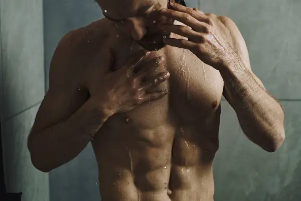 Handsome Man Bathroom Shirtless Showering Taking Care His Skin — Stock Photo, Image