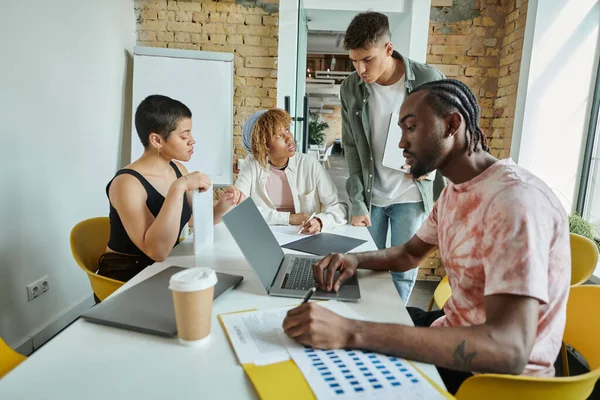 Group of diverse business people planning and sharing ideas about startup project, coworking, gen z — Stock Photo