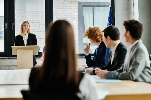 Teenagers participate in a Model UN session, engaging in diplomatic discussions. — Stock Photo