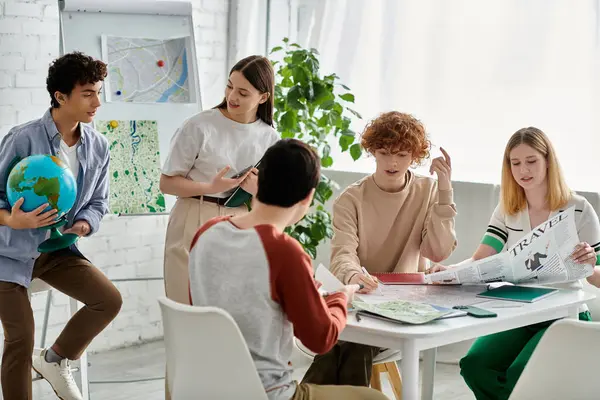 Teenagers engage in discussion at a Model United Nations conference. — Stock Photo