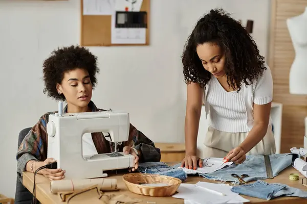 Couple passionately transforms old garments into unique fashion pieces. — Stock Photo