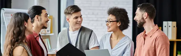 Good looking colleagues in casual elegant attire converse during challenging discussions. — Stock Photo