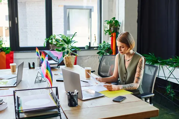 Woman celebrating diversity at work. — Stock Photo