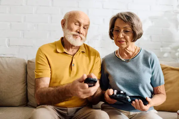 A senior couple enjoys quality time, with the wife assisting her husband in managing diabetes. — Stock Photo