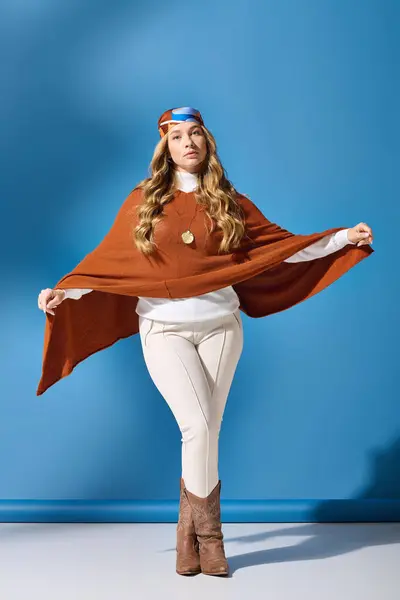 A young beautiful plus size woman poses gracefully while showcasing her unique fashion sense. — Stock Photo