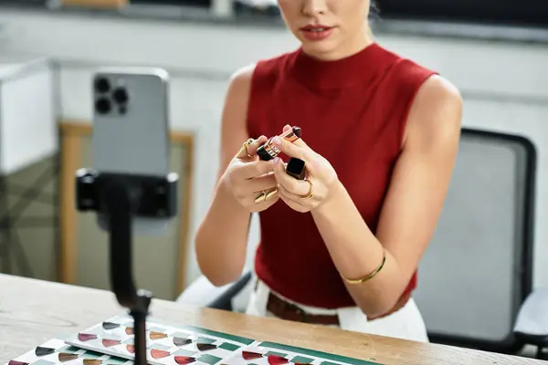 Young influencer engages with followers while demonstrating beauty products with enthusiasm. — Stock Photo