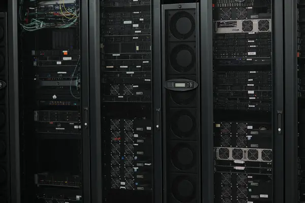 Server systems in a modern data center setting. — Stock Photo