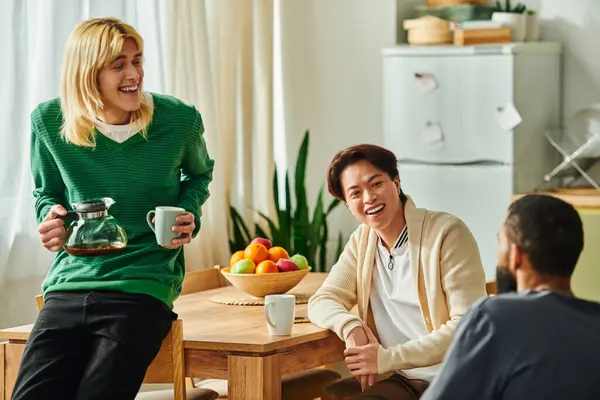 Three young men enjoying stimulating discussions in a warm and inviting home atmosphere. — Stock Photo