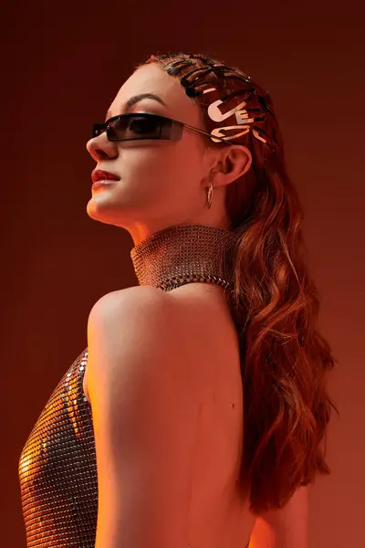 A young woman showcases her beauty in a castle core fashion style, adorned with elegant accessories. — Stock Photo