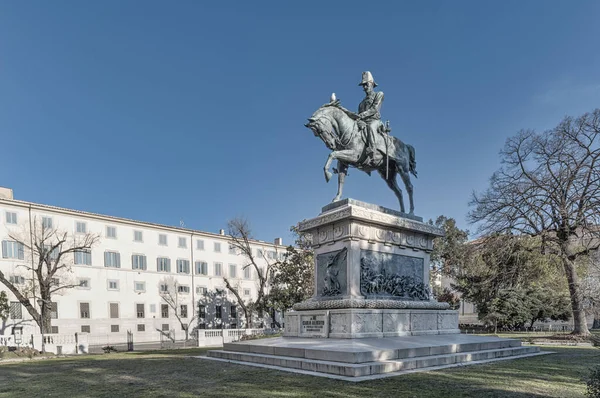 Het Monument Van Carlo Alberto Van Savoia Het Openbaar Park — Stockfoto