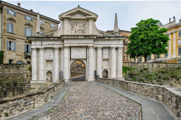 Porta Santagostino Ingresso Alla Città Alta Bergamo — Foto Stock