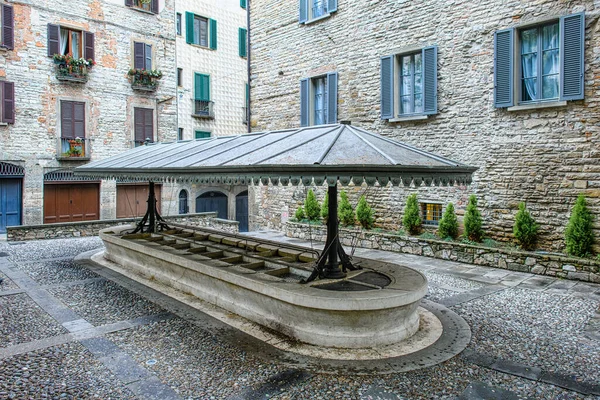 Starożytna Myjnia Bergamo Alta Lombaria Włochy — Zdjęcie stockowe