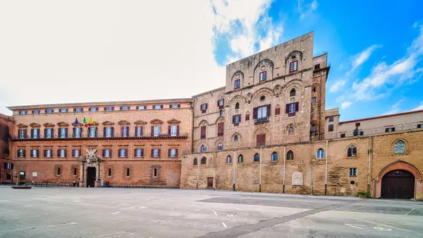 Palast Der Normannen Oder Königspalast Palermo Sizilien Italien lizenzfreie Stockfotos