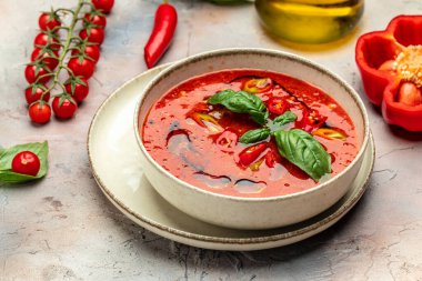 Gazpacho çorbası, restoran menüsü, diyet, yemek kitabı tarifi üst görünümü.,